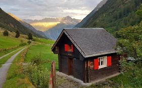 Gaestehaus Alpengluehn